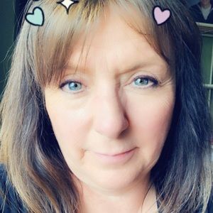 Meet your Posher, Maxine